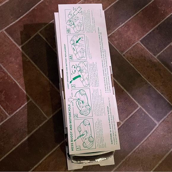 Hess Recreation Van 1998 with Box with Dune Buggie and Motorcycle - Picture 6 of 9